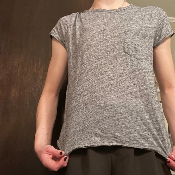 T-Shirt - Picture 3 of 4